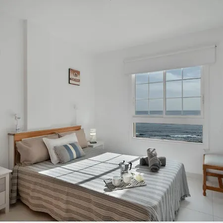 Ventana Al Atlantico * 엘메다노